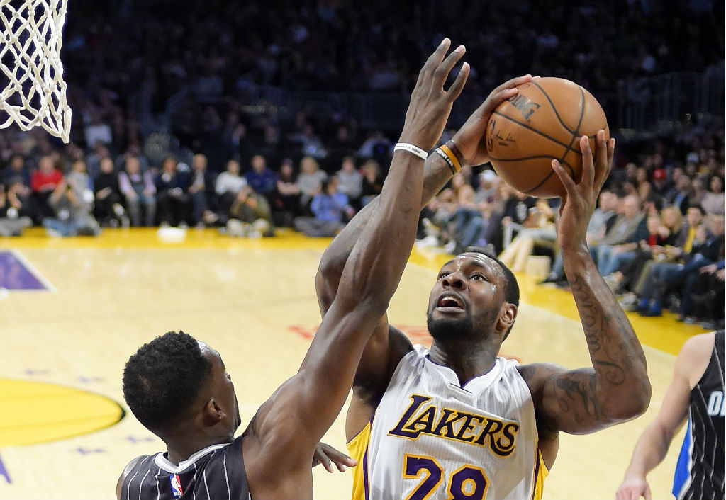 LA Lakers aim to gain the trust of NBA online betting fans by beating Dallas Mavericks in their upcoming clash