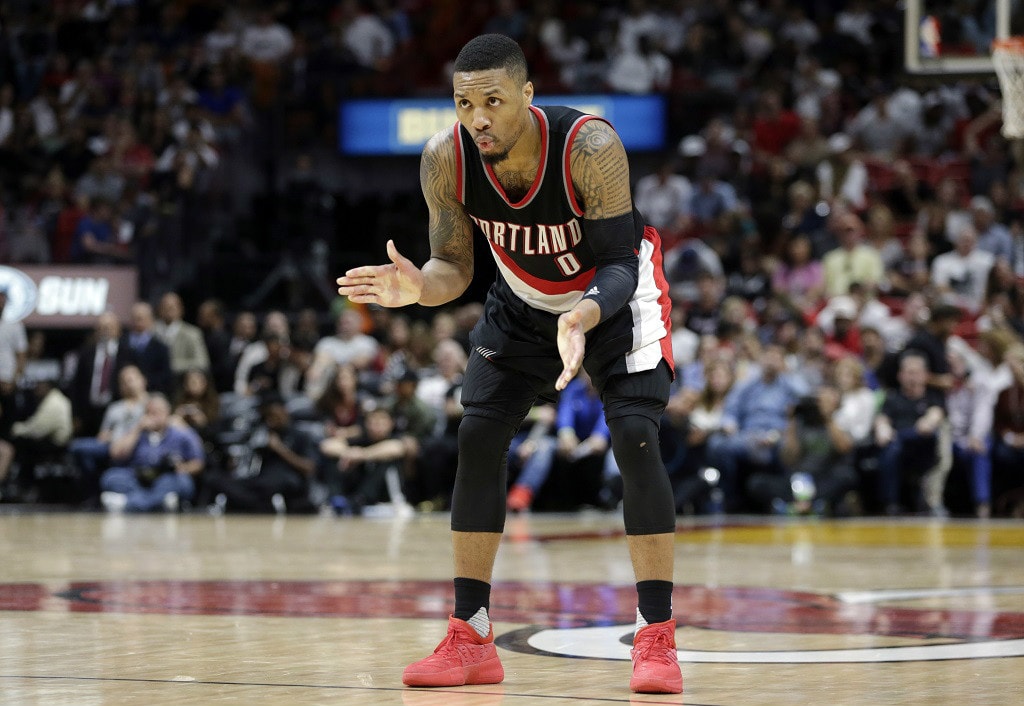 Basketball betting fans are delighted with Damian Lillard and Allen Crabbe's performance against Minnesota