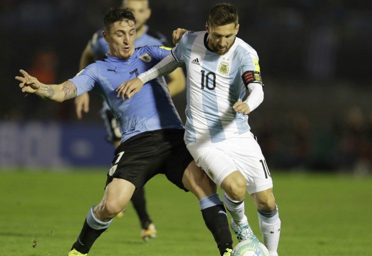 Argentina gagal meraih kemenangan taruhan langsung atas sang rival, Uruguay, saat pertandingan berakhir imbang tanpa gol