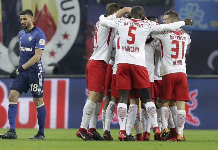 RB Leipzig khiến cá cược trực tiếp sôi động khi thi đấu vượt trội trước Schalke 04 trong trận đầu tiên của năm 2018