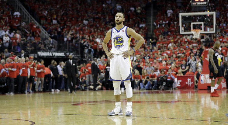 Top betting sites back Stephen Curry to find his impressive form again when the Warriors face the Rockets at Oracle Arena