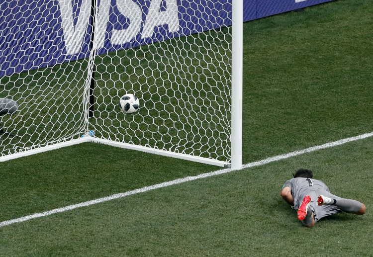FIFA 2018: keeper Jaime Penedo conceded 6 goals vs England although it's more on the whole Panama team