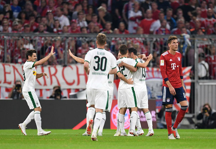 Thiago's error lead to Lars Stindl's goal in the Bundesliga match between Bayern and Gladbach