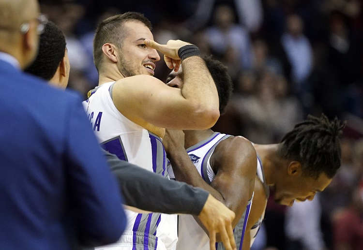 Nemanja Bjelica hits 3 during the Sacramento Kings’ buzzer beater win in the NBA