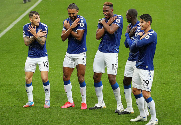 Premier League: Thắng tưng bừng, Everton tiếp tục bay cao trên bảng xếp hạng với vị trí số 1
