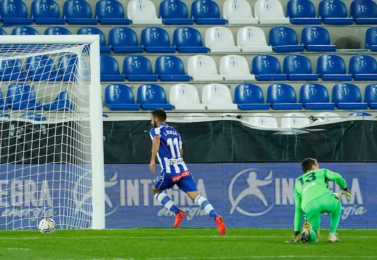 La Liga: khi chưa có bàn thắng, Alaves đã tỏ ra vô cùng khó chịu, huống chi bây giờ họ đã có một bàn làm vốn