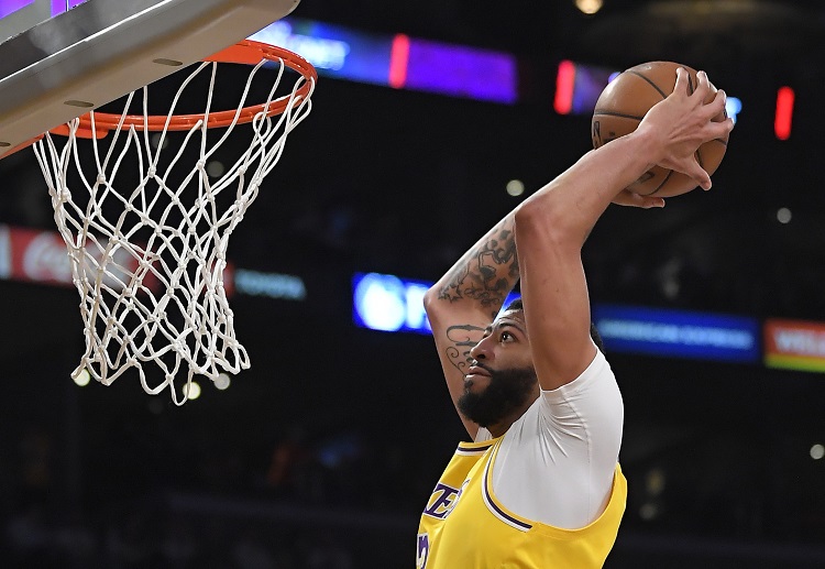 NBA洛杉矶湖人詹姆斯的赛场动态