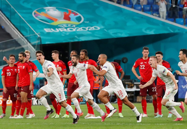 EURO 2020: Có bàn thắng sớm, Tây Ban Nha chủ động giảm nhịp độ trận đấu