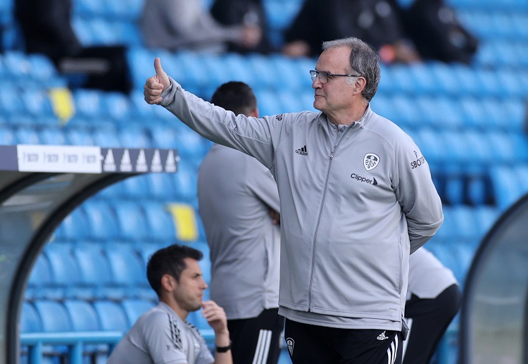 Marcelo Bielsa gặp nhiều khó khăn tại Premier League 2021/22