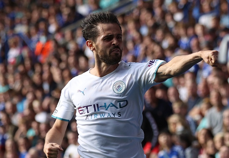 Premier League: Bernardo Silva helps Manchester City grind out a narrow win in Leicester