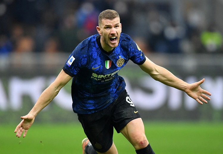 Inter Milan remain on top of the Serie A table after a dramatic win over Venezia