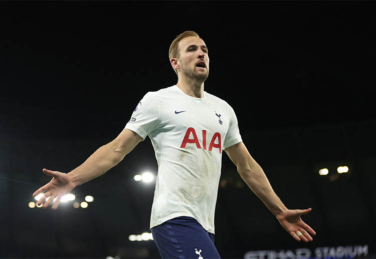 Harry Kane’s stoppage time goal gave Tottenham a 3-2 victory against Premier League leaders Manchester City
