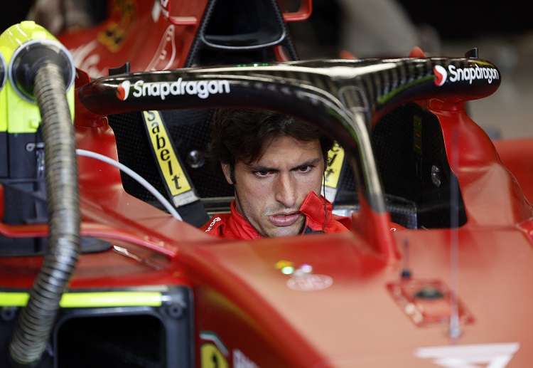 Ferrari's Carlos Sainz Jr. hit the wall in second Saudi Arabian Grand Prix practice