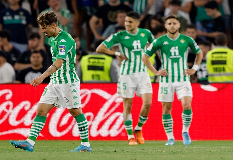 La Liga: Real Betis cũng theo đuổi lối chơi tấn công phóng khoáng nên không ngần ngại đôi công với Barca.