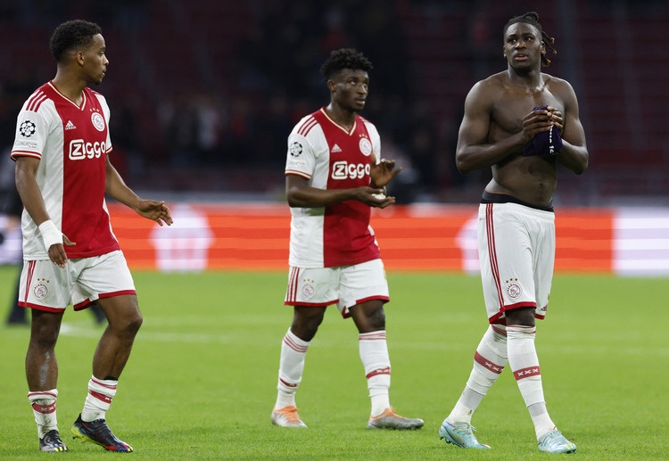 UEFA Champions League: Ajax dồn lên tấn công mạnh mẽ.