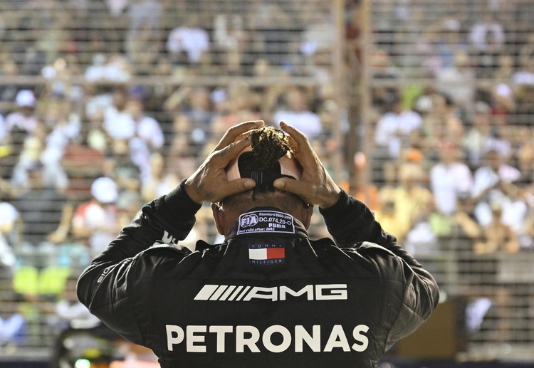 Lewis Hamilton eyes for a podium finish for Mercedes in the 2022 Japanese Grand Prix