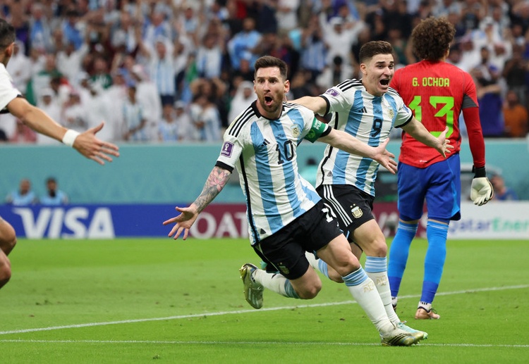 World Cup: Giữa lúc "Albiceleste" đang gặp khó khăn, một lần nữa Lionel Messi chứng tỏ đẳng cấp thiên tài của mình.