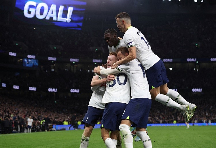Premier League: Tottenham là đội được hưởng niềm vui chiến thắng sau cùng nhờ sự bản lĩnh.