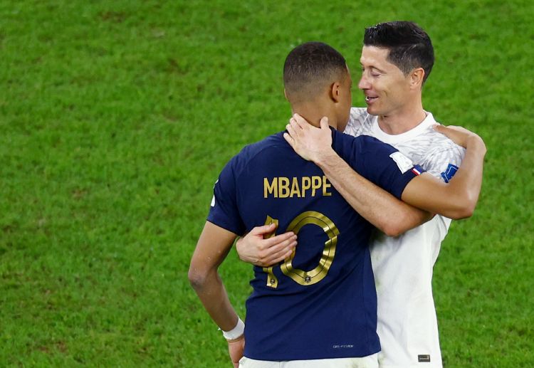 Kylian Mbappe cetak 2 gol di Piala Dunia saat melawan Polandia.