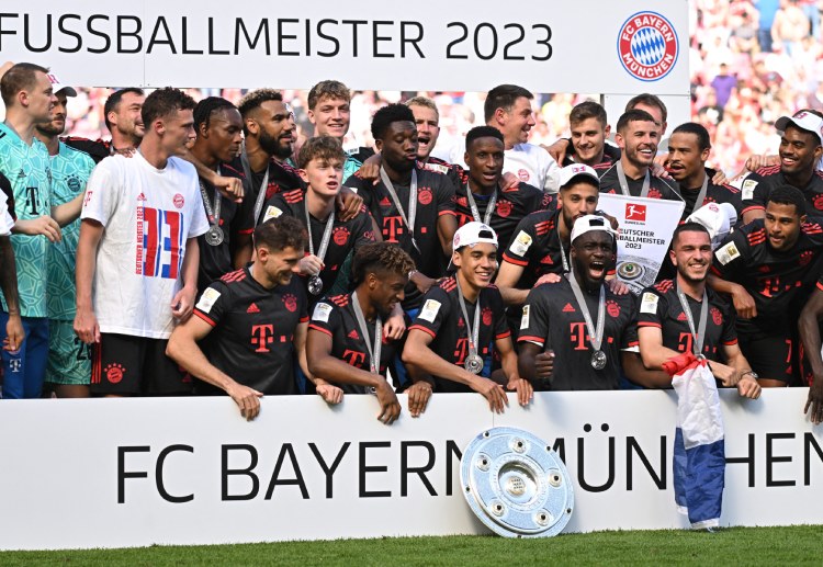 Bayern Munich win their 11th straight Bundesliga title