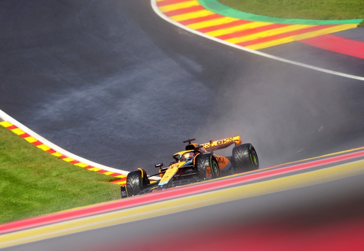 McLaren's Oscar Piastri was out in the first lap of the 2023 Belgian Grand Prix after clashing with Carlos Sainz Jr.