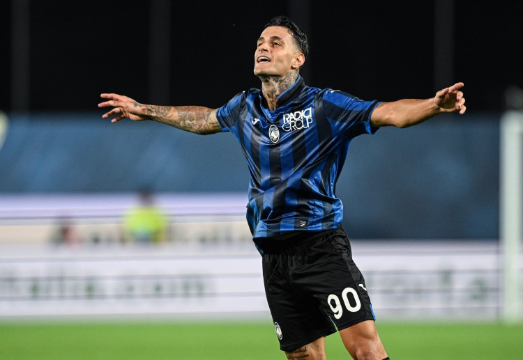 Gianluca Scamacca's brace helped Atalanta move up the Serie A table