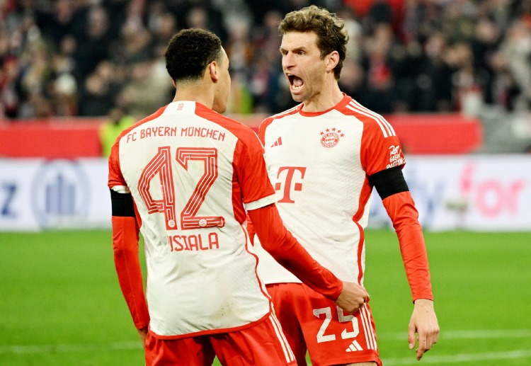 Bundesliga: Bayern Munich đang kém Leverkusen 10 điểm