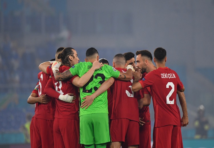 Thổ Nhĩ Kỳ đá Giao hữu với Italia trên sân khách