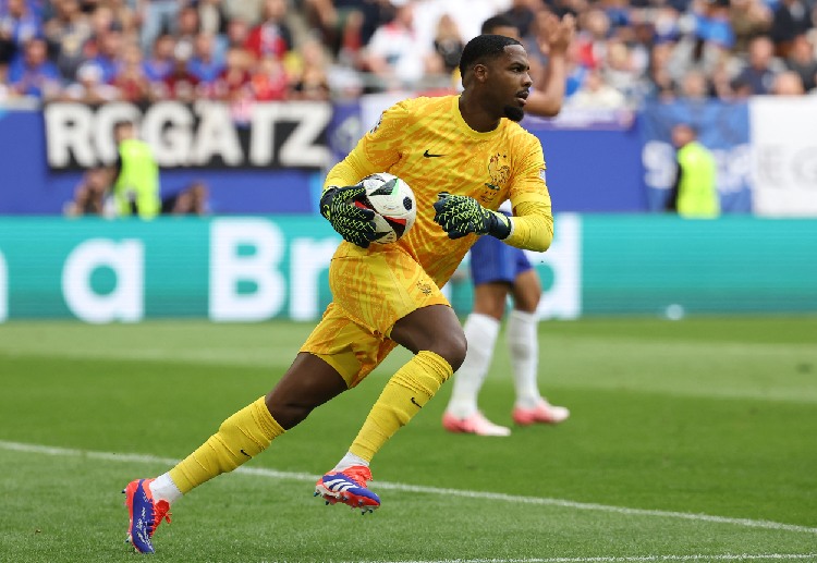 Mike Maignan has 12 saves in 4 matches for France in Euro 2024