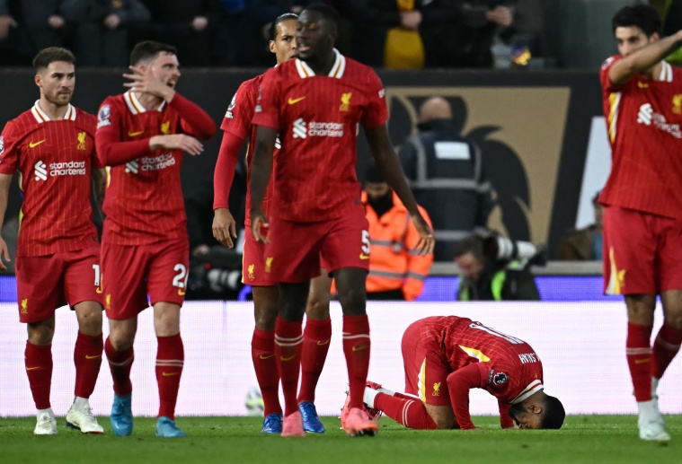 Premier League: Liverpool duy trì phong độ