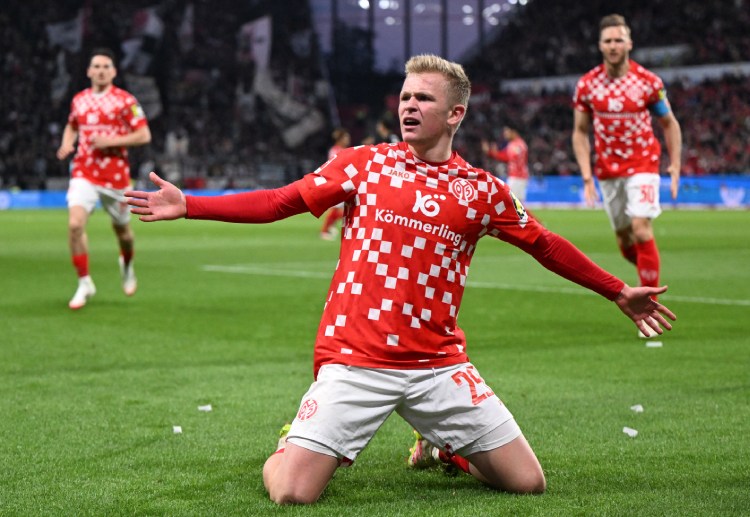 Jonathan Burkardt is set to lead the line for Eintracht Frankfurt in their Bundesliga season opener against Bremen