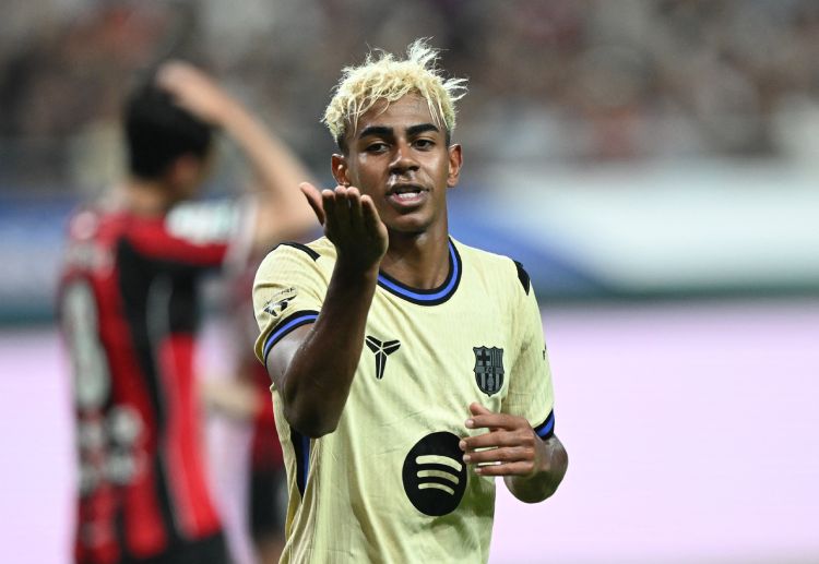 အိုဝင်က ပရီးမီးယားလိဂ် သမိုင်းမှာ ဆယ်ကျော်သက် ဂိုးသွင်း အများဆုံး ကစားသမား အဖြစ် မှတ်တမ်းဝင်ခဲ့ပြီး သူ့ရဲ့ အသက် ၂၀ မတိုင်ခင်မှာပဲ ၇၉ ပွဲ ကစားကာ ဂိုး ၄၀ သွင်းယူနိုင်ခဲ့ပါတယ်။