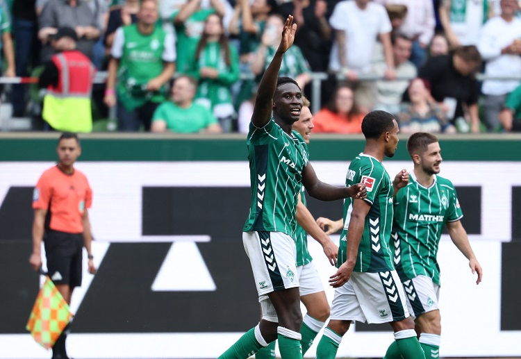 Werder Bremen giành 1 điểm trước Leverkusen ở vòng 2 Bundesliga
