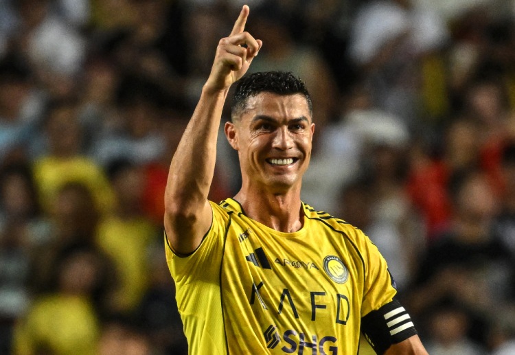 ရော်နယ်ဒိုဟာ ဆော်ဒီပရိုလိဂ် ကလပ် အဲလ်နာဆာနဲ့ သက်တမ်းတိုးစာချုပ် ချုပ်ဆိုနိုင်ခဲ့တာကြောင့် ဝင်ငွေ အကောင်းဆုံး အားကစားသမား အဖြစ် ဆက်လက် ရပ်တည်နိုင်ခဲ့တာ ဖြစ်ပါတယ်။