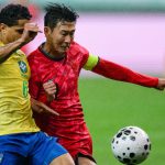 友谊赛 虽然韩国队遭遇了惨痛的失利，孙兴慜却凭借本场比赛打破了出场纪录，成为队史最多出场的球员。