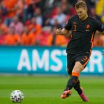 ရော်နယ် ကိုးမန်းရဲ့ အသင်းက ကမ္ဘာ့ဖလား ခြေစစ်ပွဲ ဥရောပဇုန် အုပ်စု G ရဲ့ ထိပ်ဆုံးမှာ ရှိနေပြီး ပိုလန်ကို အနိုင်ရလိုက်တာနဲ့ တိုက်ရိုက် ခြေစစ်ပွဲ အောင်မြင်မှာ ဖြစ်ပါတယ်။