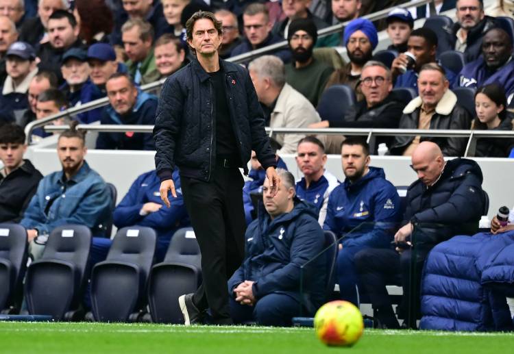 欧冠联赛 调整战术