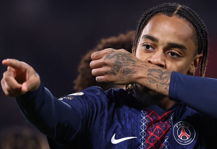 ပြင်သစ် တိုက်စစ်မှူးရဲ့ တန်ဖိုးက ယူရို ၇၀ သန်း (ပေါင် ၆၁.၂ သန်း၊ ဒေါ်လာ ၈၁.၅ သန်း) ရှိနေတာကြောင့် ပရီးမီးယားလိဂ် ကလပ် အတွက် အခက်အခဲ ရှိနေခဲ့တာ ဖြစ်ပါတယ်။