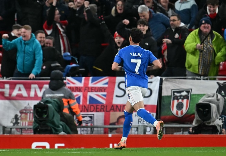 英超联赛 兰塔尔比破门助桑德兰1比0领先。