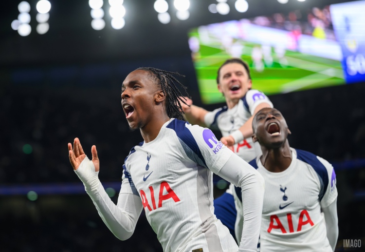 Tottenham Hotspur incar papan atas klasemen Premier League